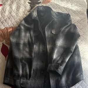 Insulated Pendleton men’s light coat